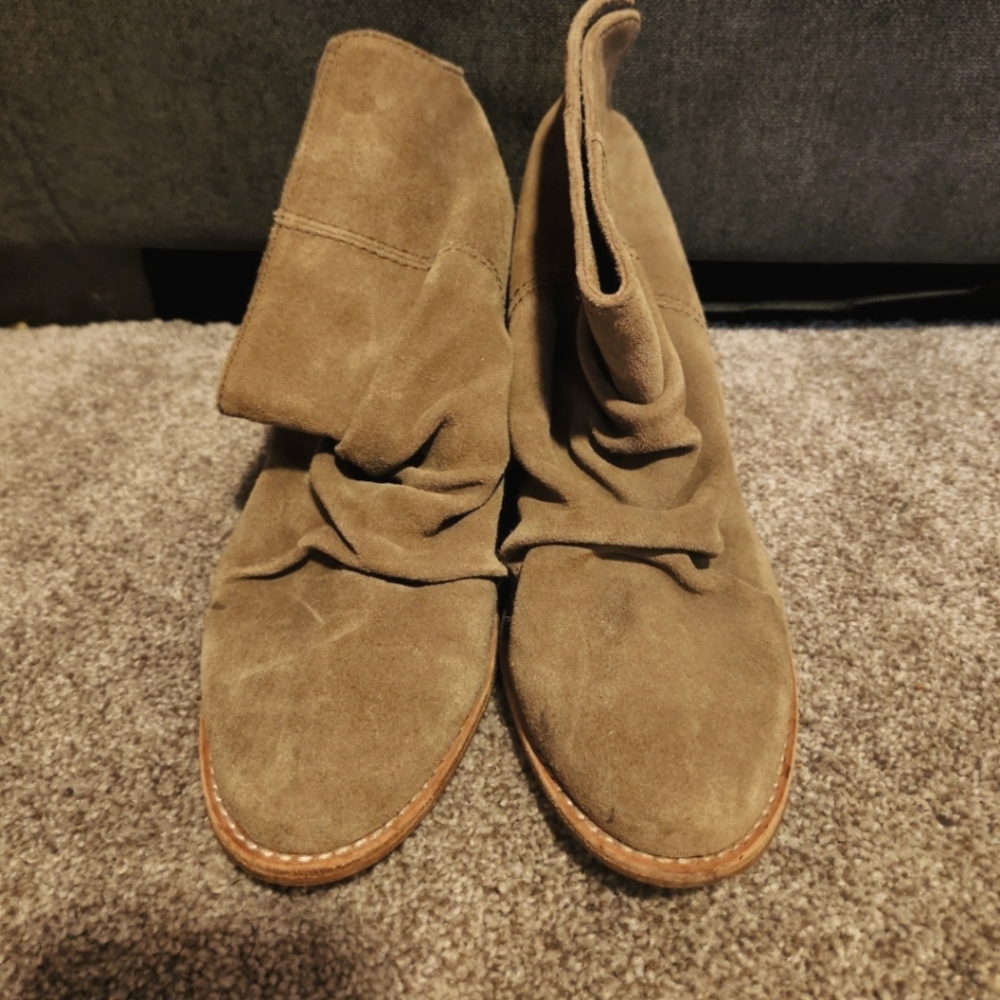 Splendid, 8.5, Brown